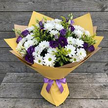 Букет цветов из:  Ирисы, Хризантемы и Ромашки в Заокском