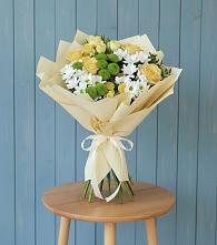 Букет цветов из:  Хризантемы и Розы в Заокском