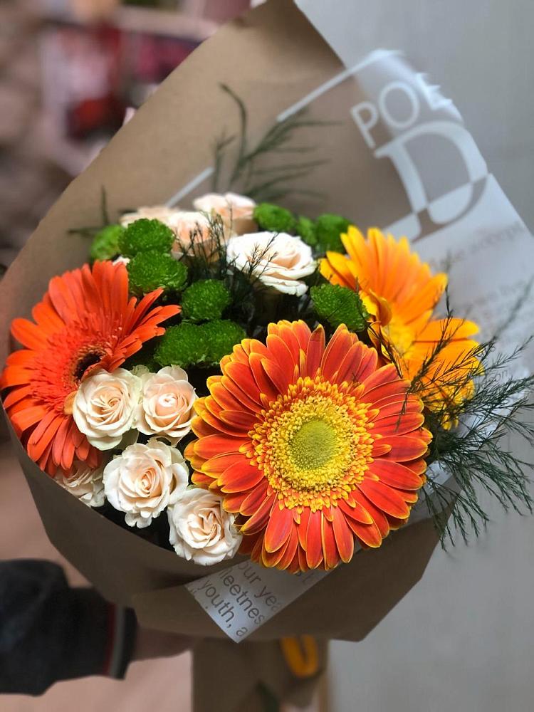 Букет цветов из: Герберы, Хризантемы и Розы в Заокском